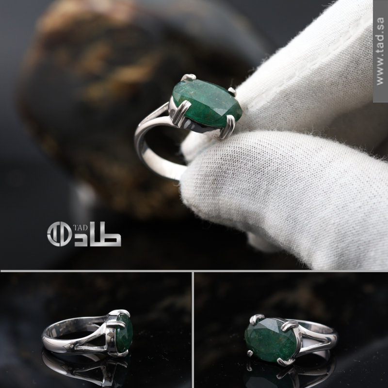 خاتم ملكي تفصيل حجر زمرد أفغاني نادر فضة 925 5.84 قيراط | طاد خاتم ملكي تفصيل حجر زمرد أفغاني نادر فضة 925 5.84 قيراط | طاد