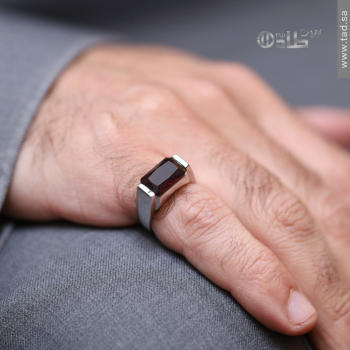 خاتم ملكي حجر سانثاتيك عنابي غامق | طاد