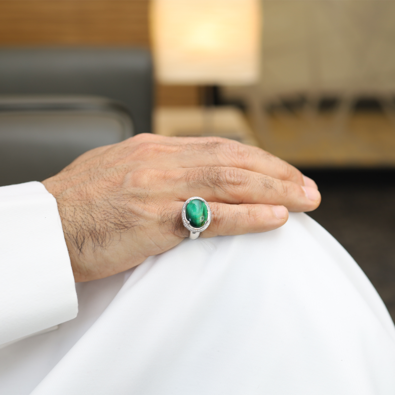 خاتم تفصيل عين النمر الأخضر فضة عيار 925 – خاتم كلاسيكي فاخر من طاد خاتم تفصيل عين النمر الأخضر فضة عيار 925 – خاتم كلاسيكي فاخر من طاد